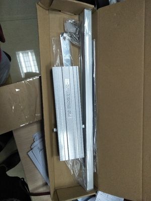 調整可能な自動閉塞器 現代のガラスドア オーバーヘッド 隠された効率