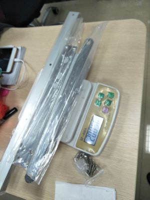 モダンなホテルデザイン 85KG 燃焼量 2 調整速度 水力 隠れ式 春 木製 隠れ式 ドア シャッター